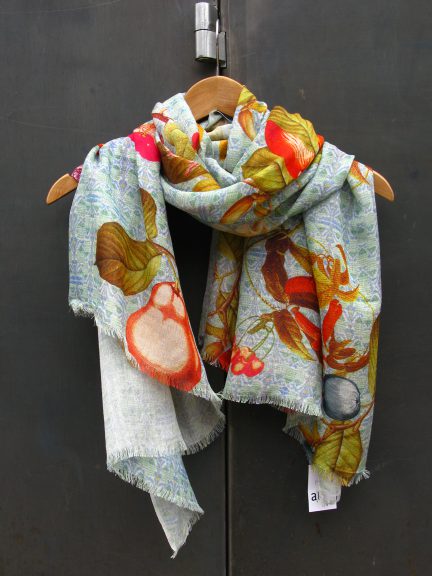 Amaryllis Scarf by Amet & Ladoue