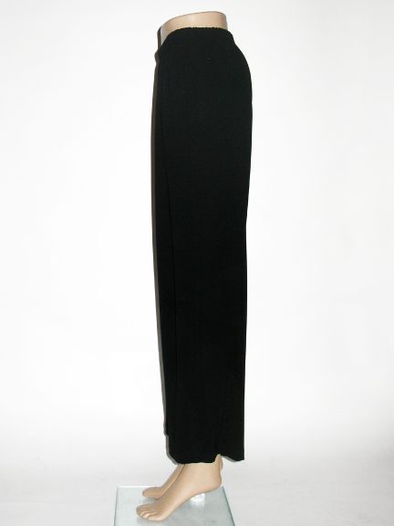 Matte Crepe Basic Slim Pant by Blanque