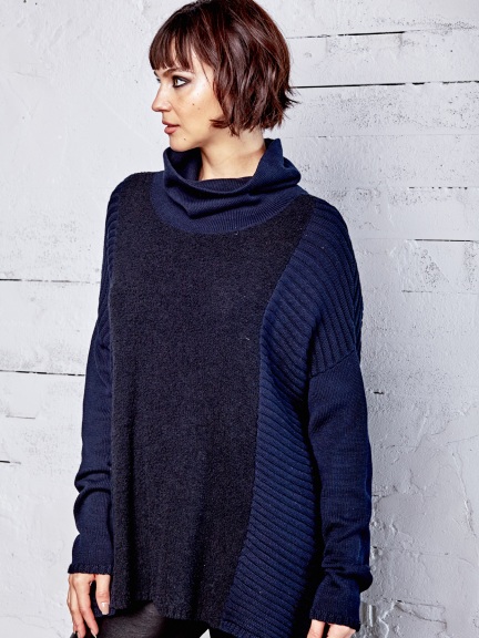 Mixed Knit Turtleneck by Planet