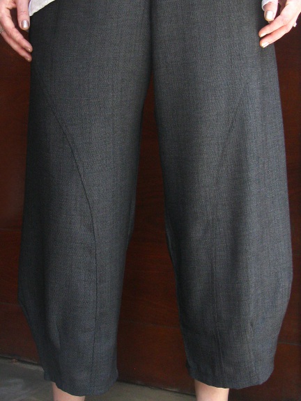 Twille Curve Pant by Blanque