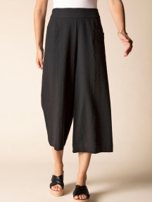 Aria Capri Pant by Habitat