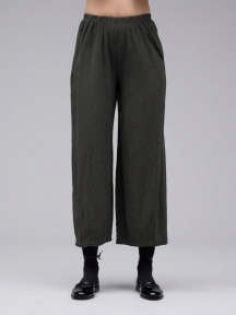 Cropped Pant w/ Darts by Cut Loose