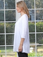Crinkle 3/4 Sleeve Tunic by Chalet et ceci