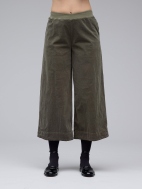 Crop Pant w/Pockets by Cut Loose
