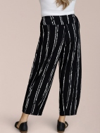 Narrow Lantern Pant by Sympli