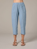 Raw Edge Crop by Cut Loose