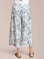 Side Slit Capri by Sympli