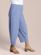 Soffio Crepe Narrow Lantern Pant by Sympli