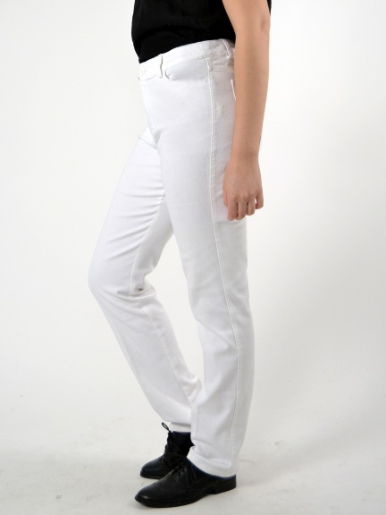 5 Pocket White Jean by Peace Of Cloth