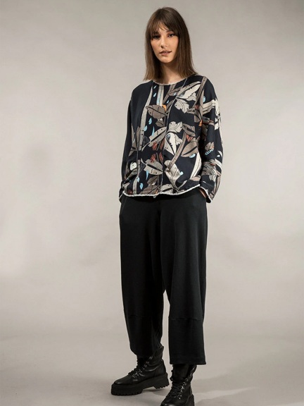 Autumn Sweatshirt by Grizas