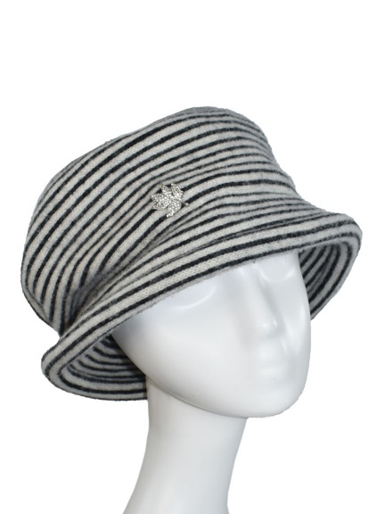 Esposito White Hat by Dupatta Designs