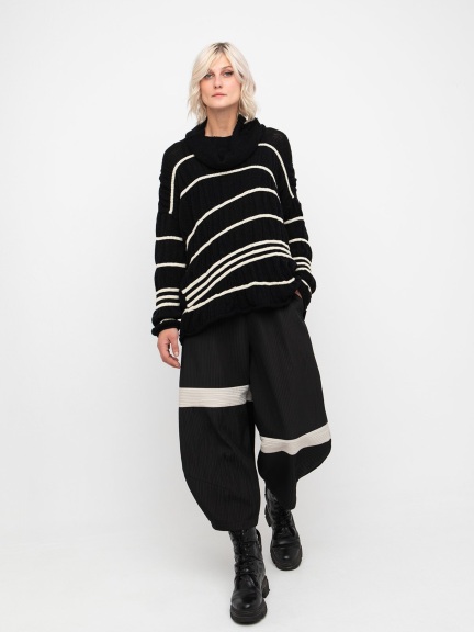 Knitted Dress by Ozai N Ku