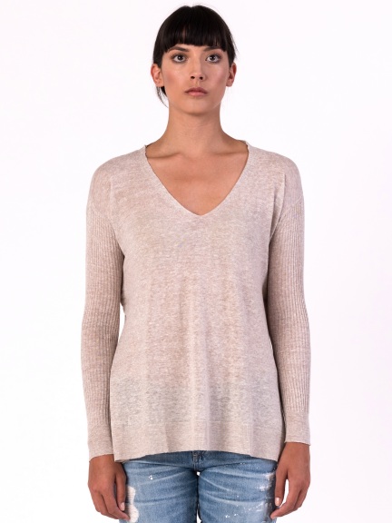 Maggie Vee by Margaret O'Leary