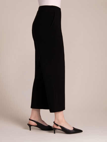 Nu Straight Leg Crop by Sympli