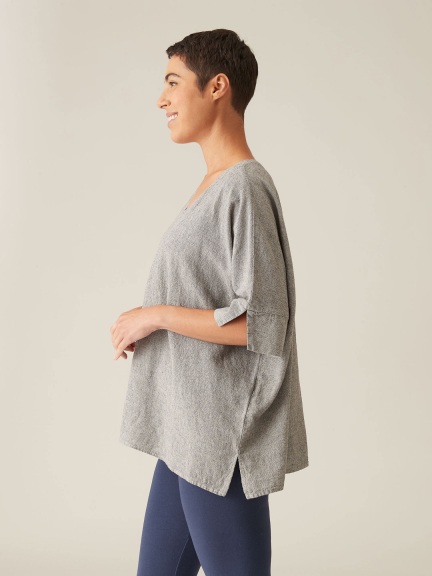 One Size V-neck Top by Cut Loose