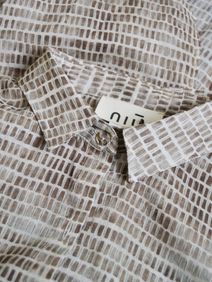 Rectangle Blouse by Niu