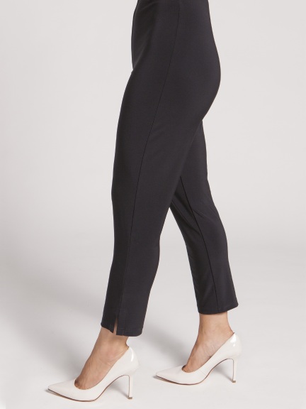 Short Narrow Pant by Sympli