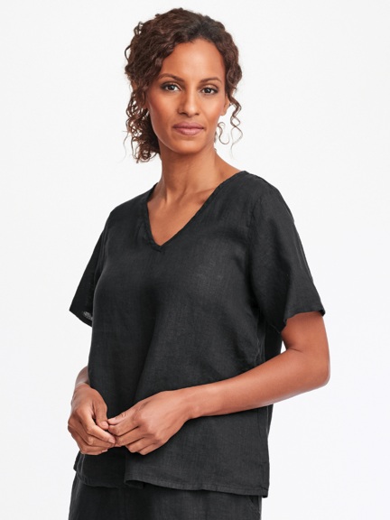 Short Sleeve V-neck Cropped Tee by Flax