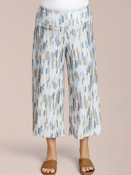 Side Slit Capri by Sympli