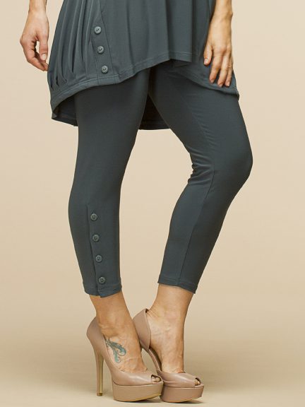 Skinny Capri by Sympli