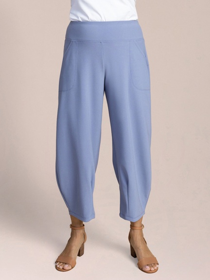 Soffio Crepe Narrow Lantern Pant by Sympli