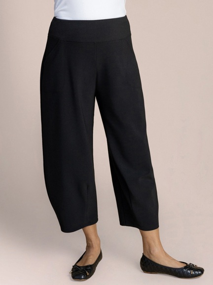 Soffio Crepe Narrow Lantern Pant by Sympli