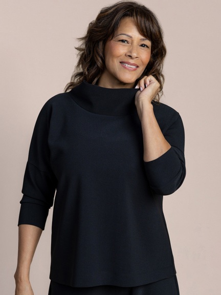 Soffio Crepe Slouch Sweatshirt by Sympli