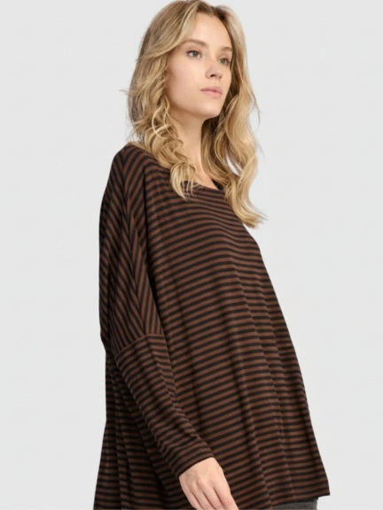 Urban Root Tee by Alembika