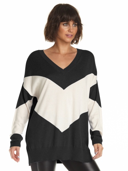 V Pullover by Planet