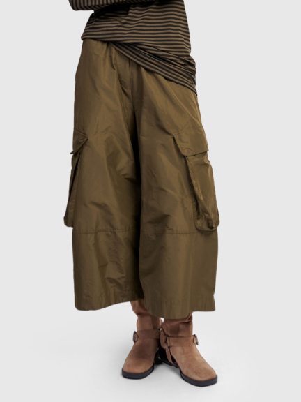 Wide Cargo Pants by Alembika