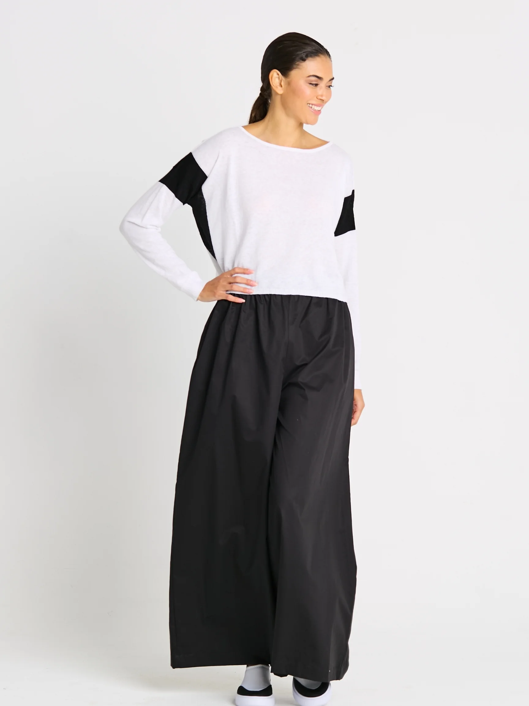 2 Tone Linen Knit in White/Black
