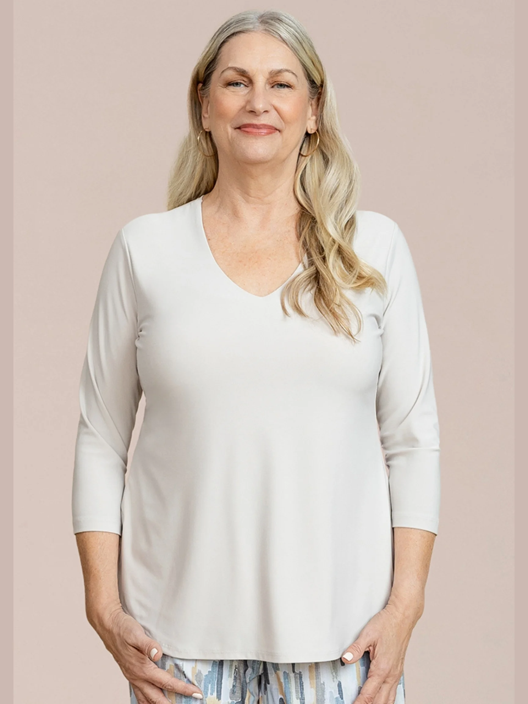 3/4 Slv Soft V-Neck Top in Cashew
