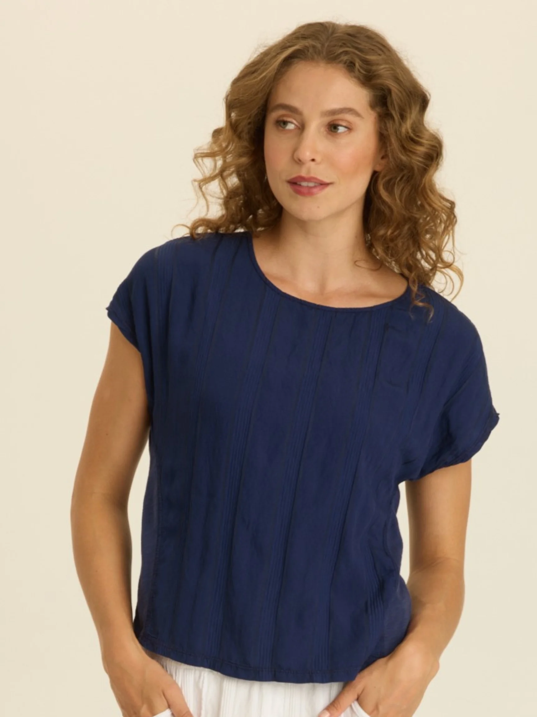 Adgar Tee in Hague Blue