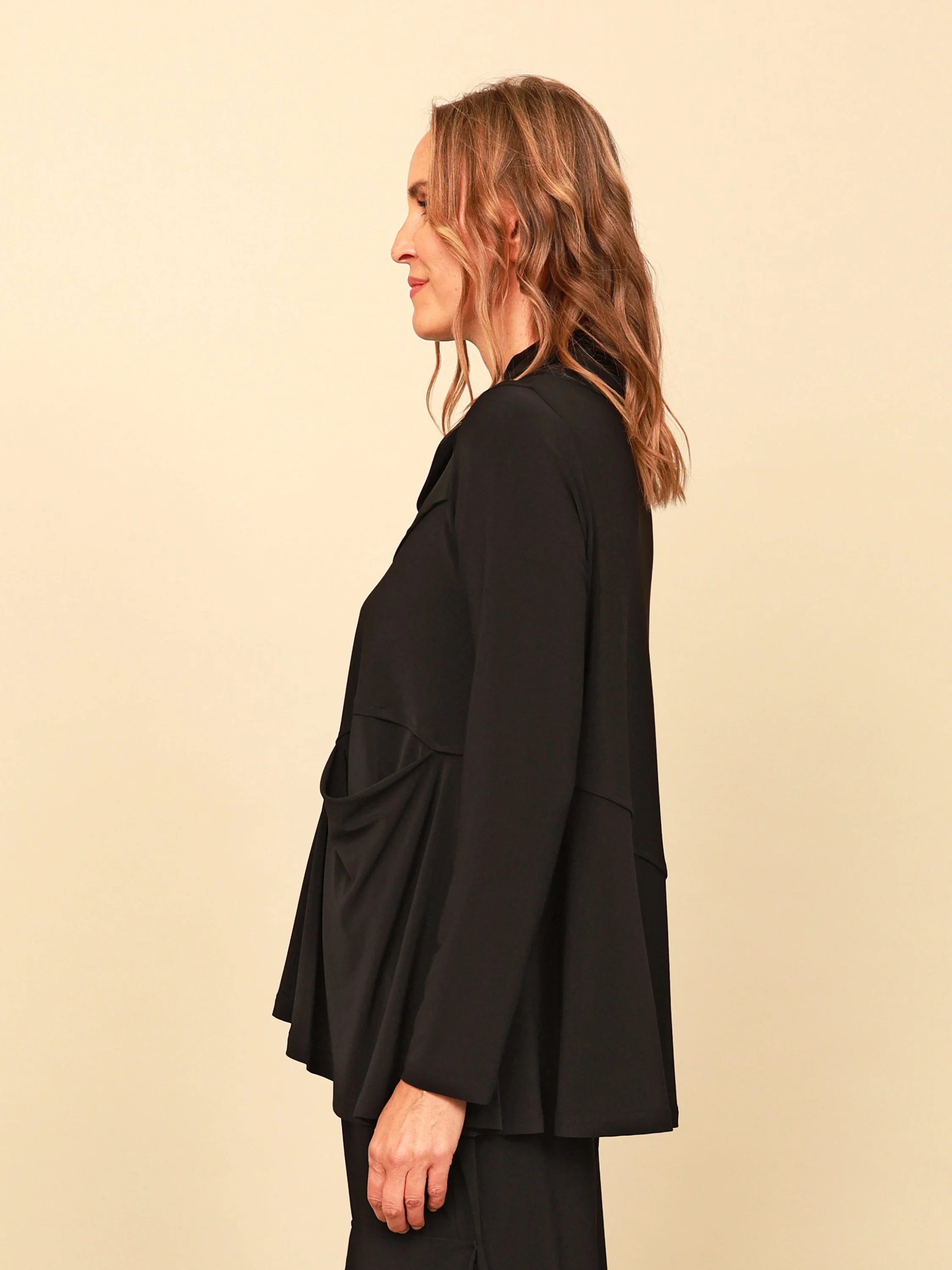 Amelia top in Black