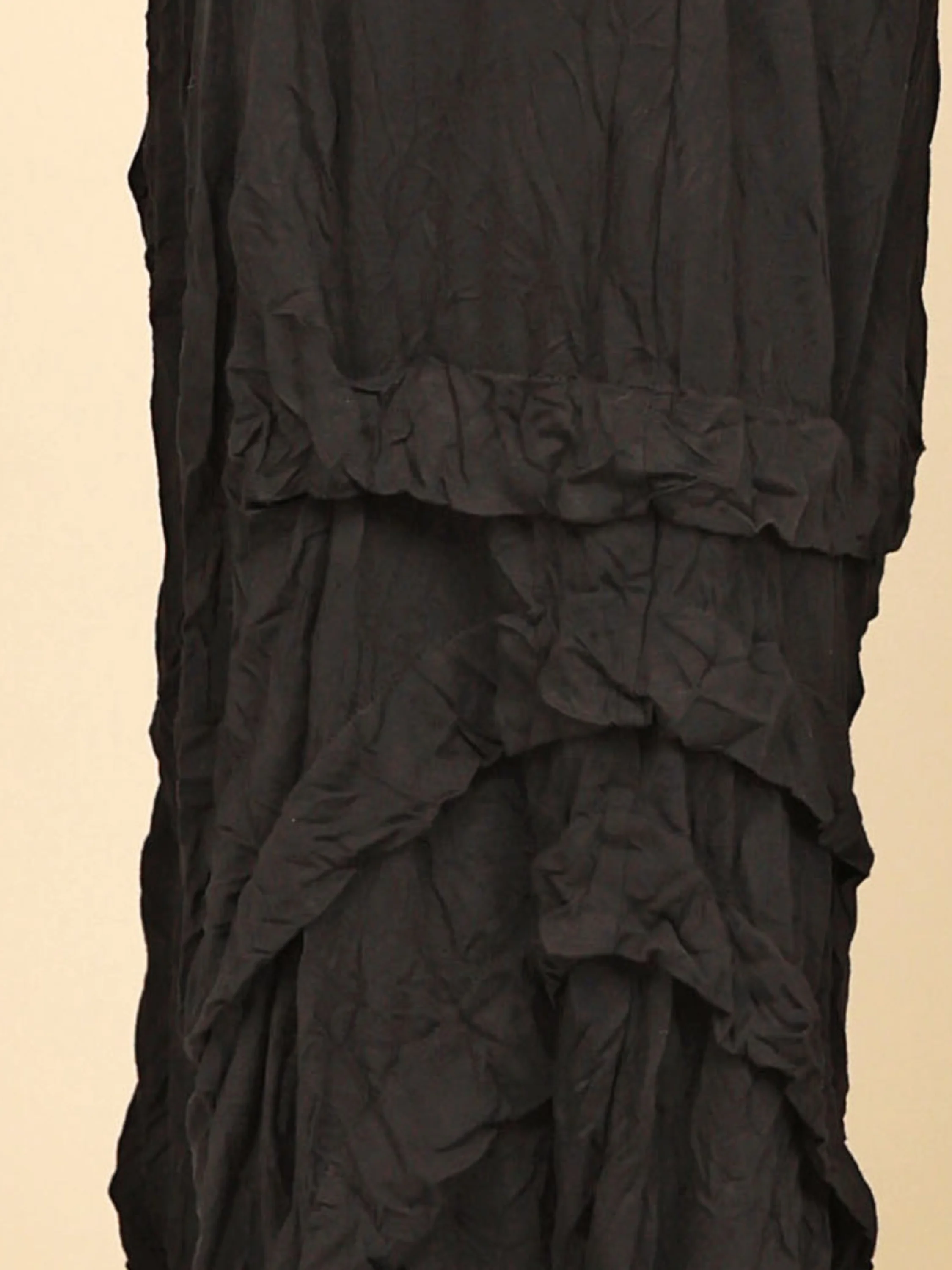 Avril Pant in Black