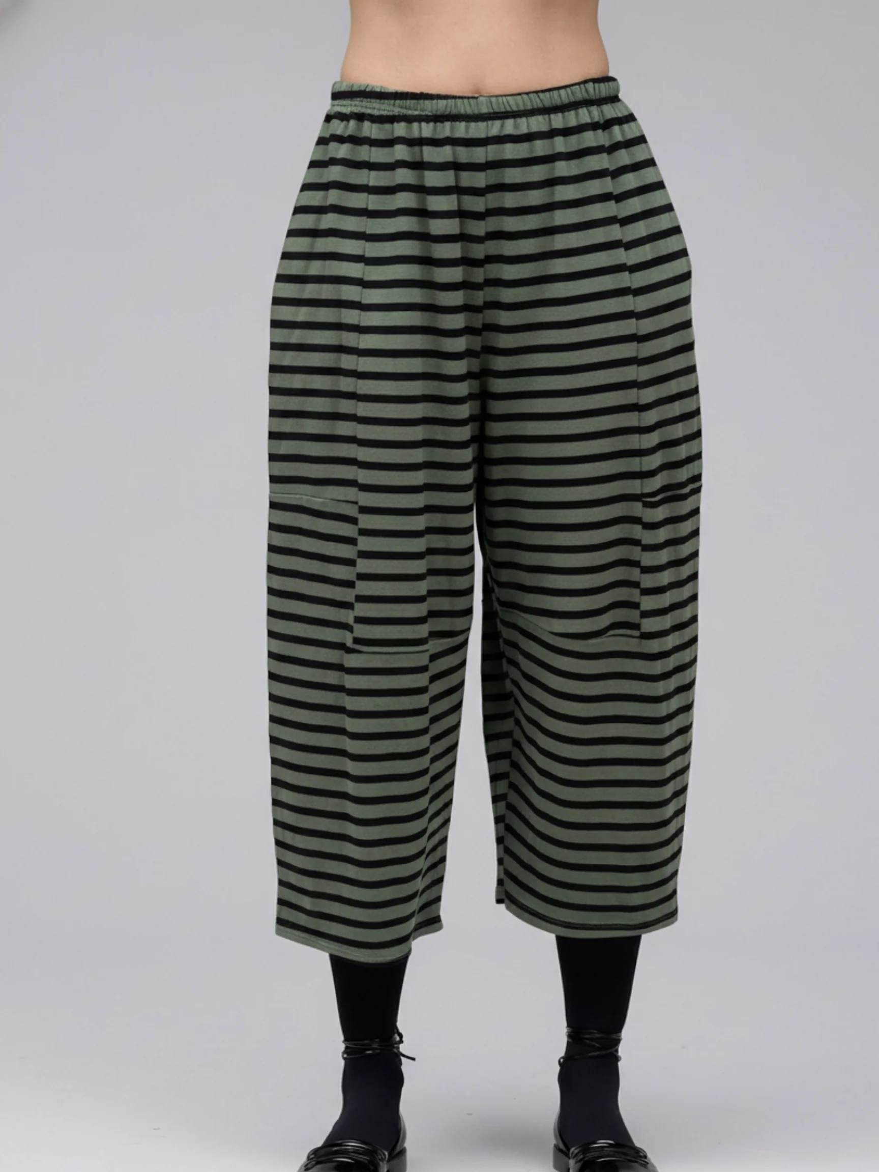 Balloon Crop Pant in Succulent