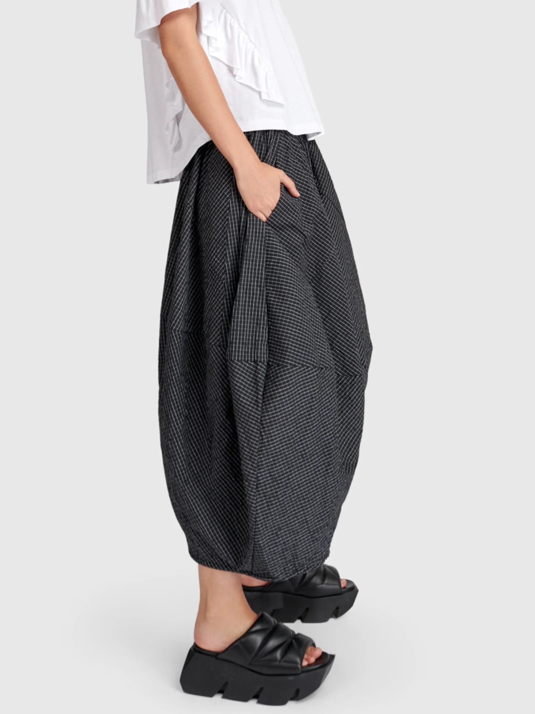 Balloon Skirt in Grid