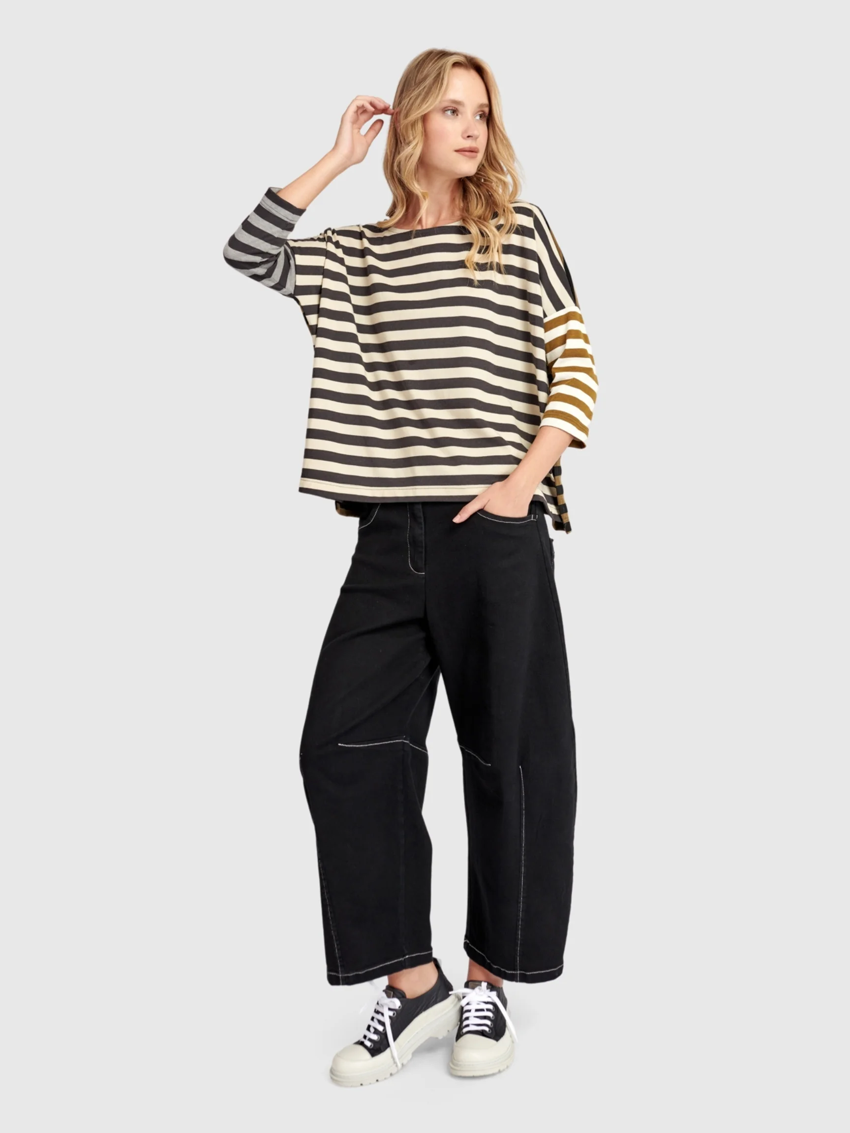 Barrel Pant in Black