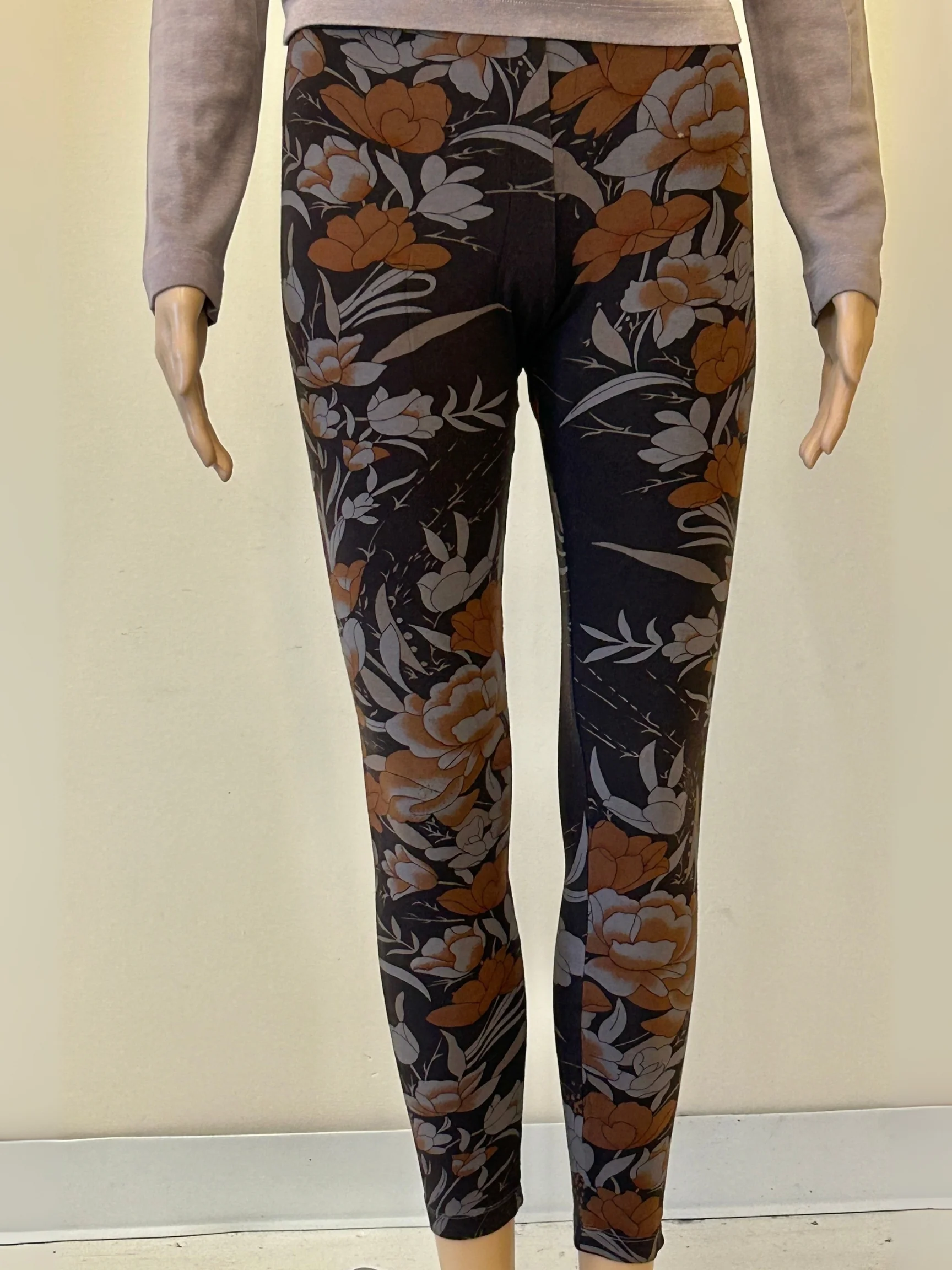 Basic Legging in Echo