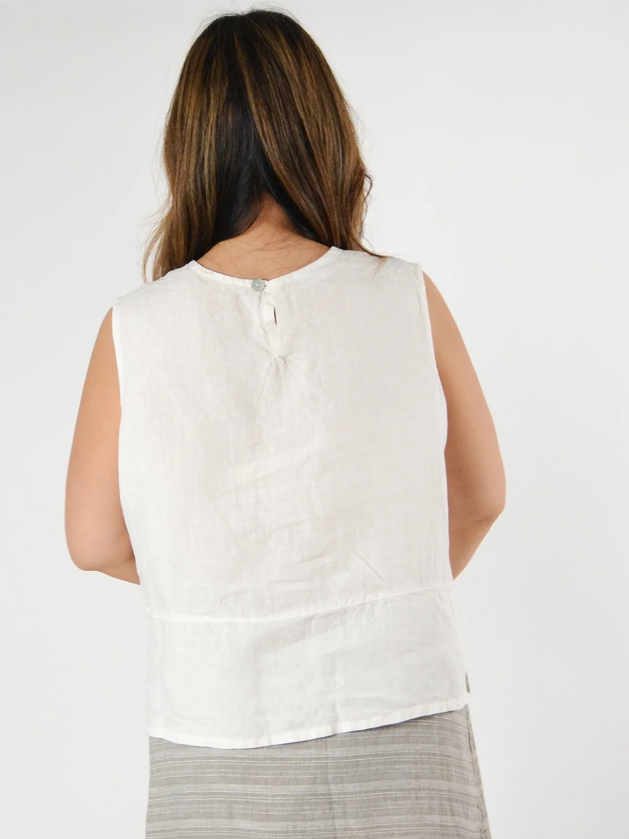 Basic Tank in Cream