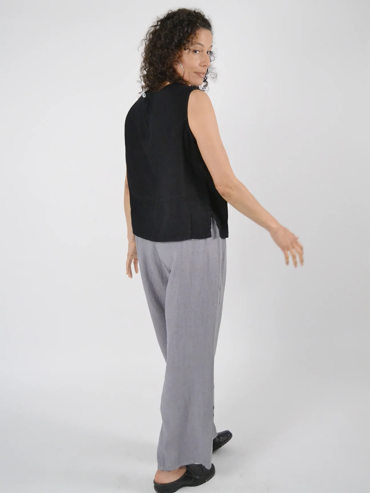 Basic Tank in Black