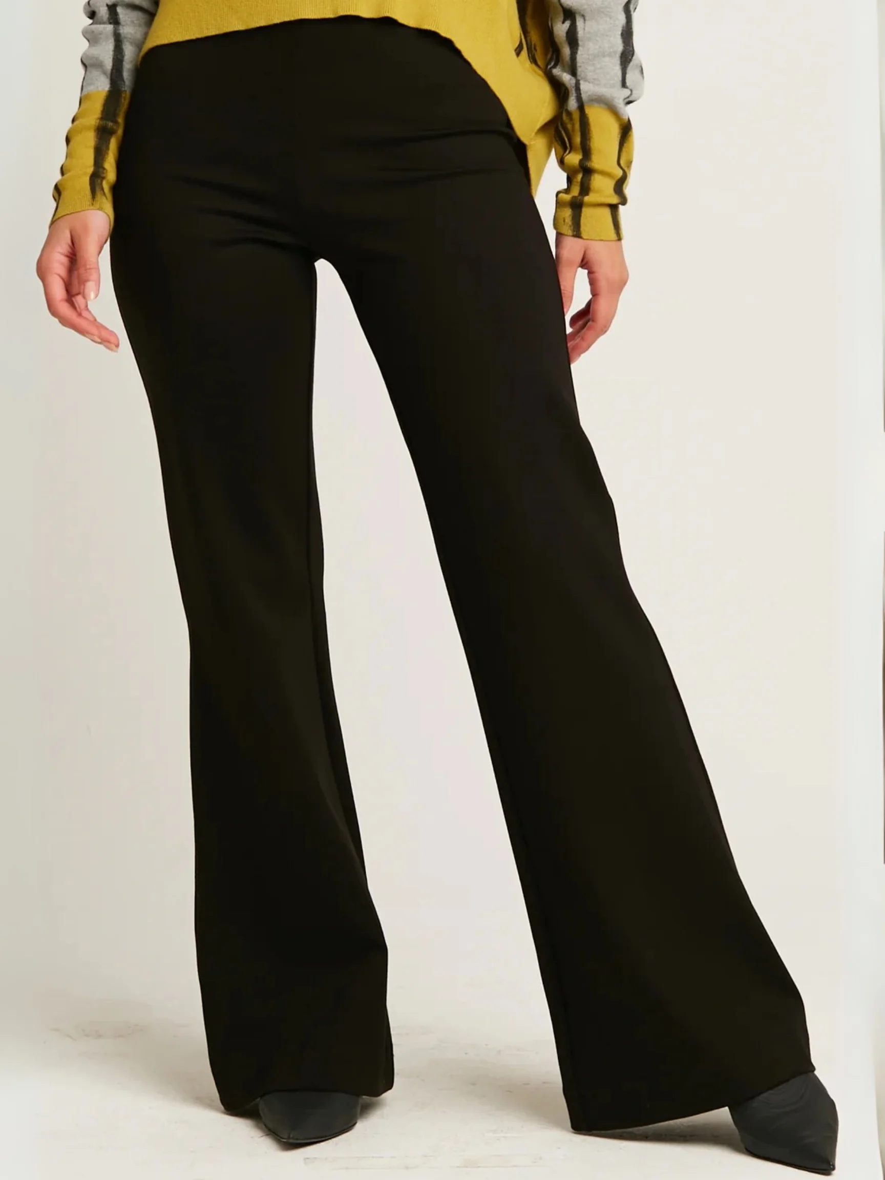 Bell Bottom Pants in Black