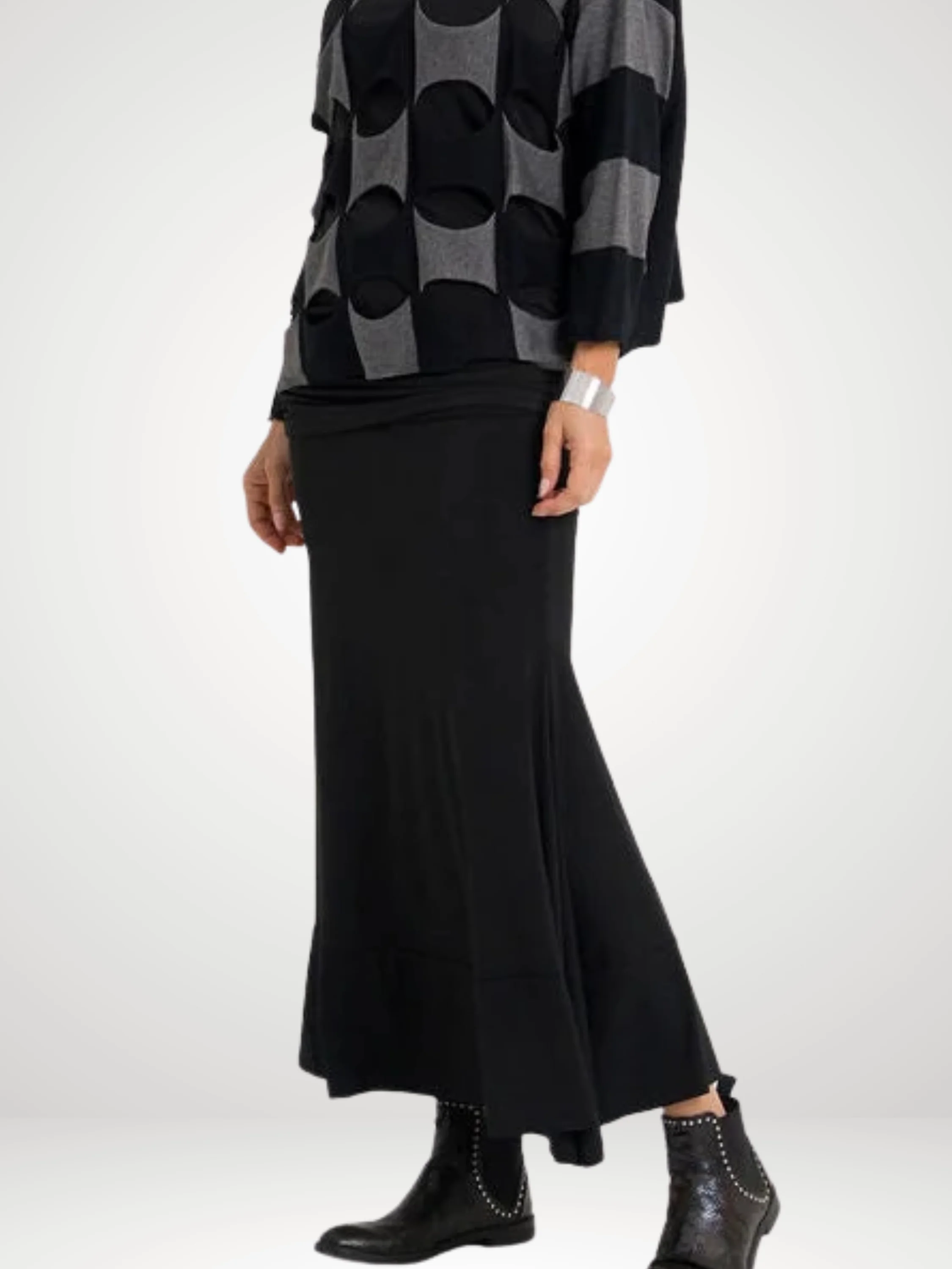 Bias Skirt in Black