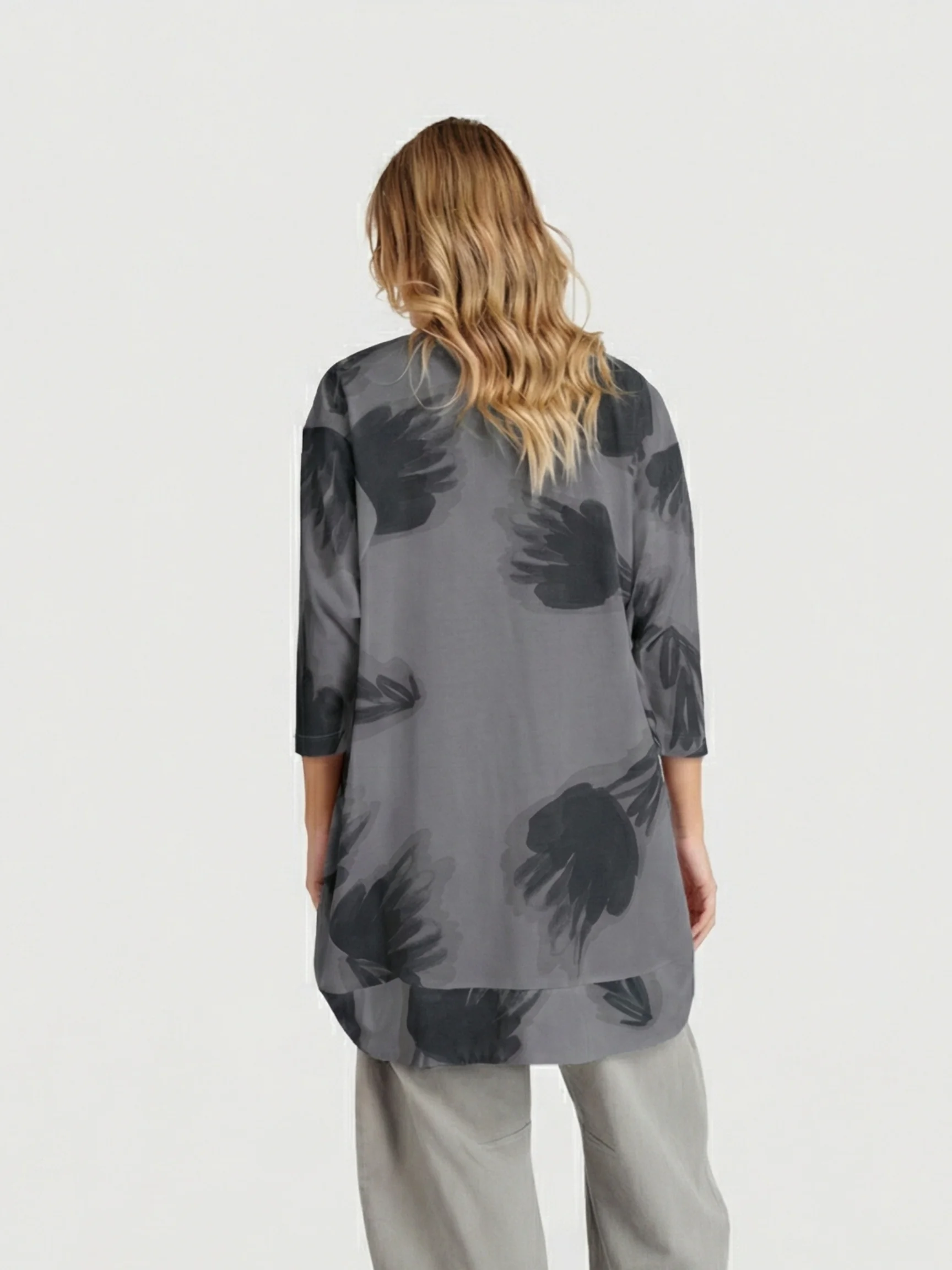 Bloom Long Top in Fogflower