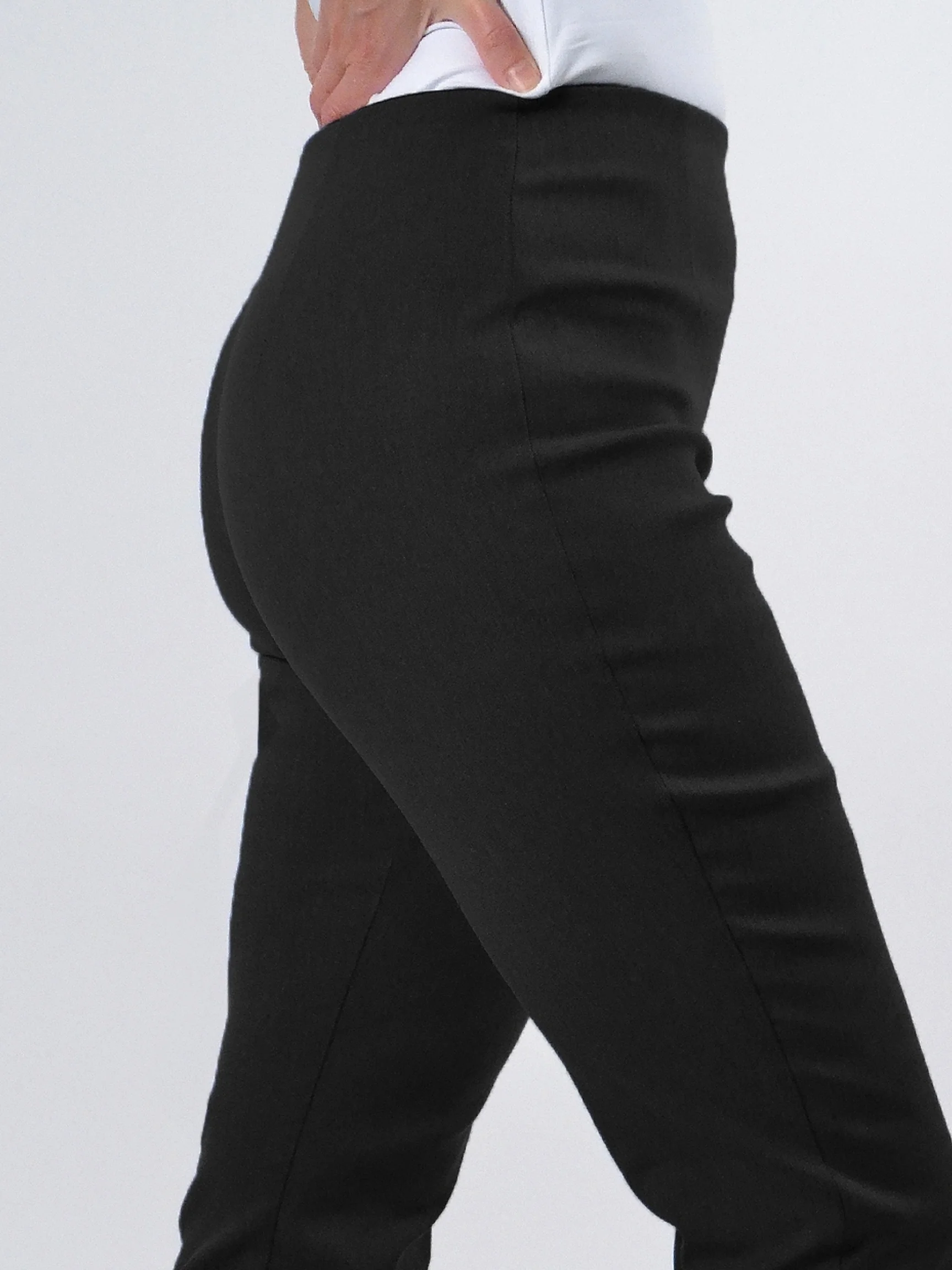 Bobby Pant in Black