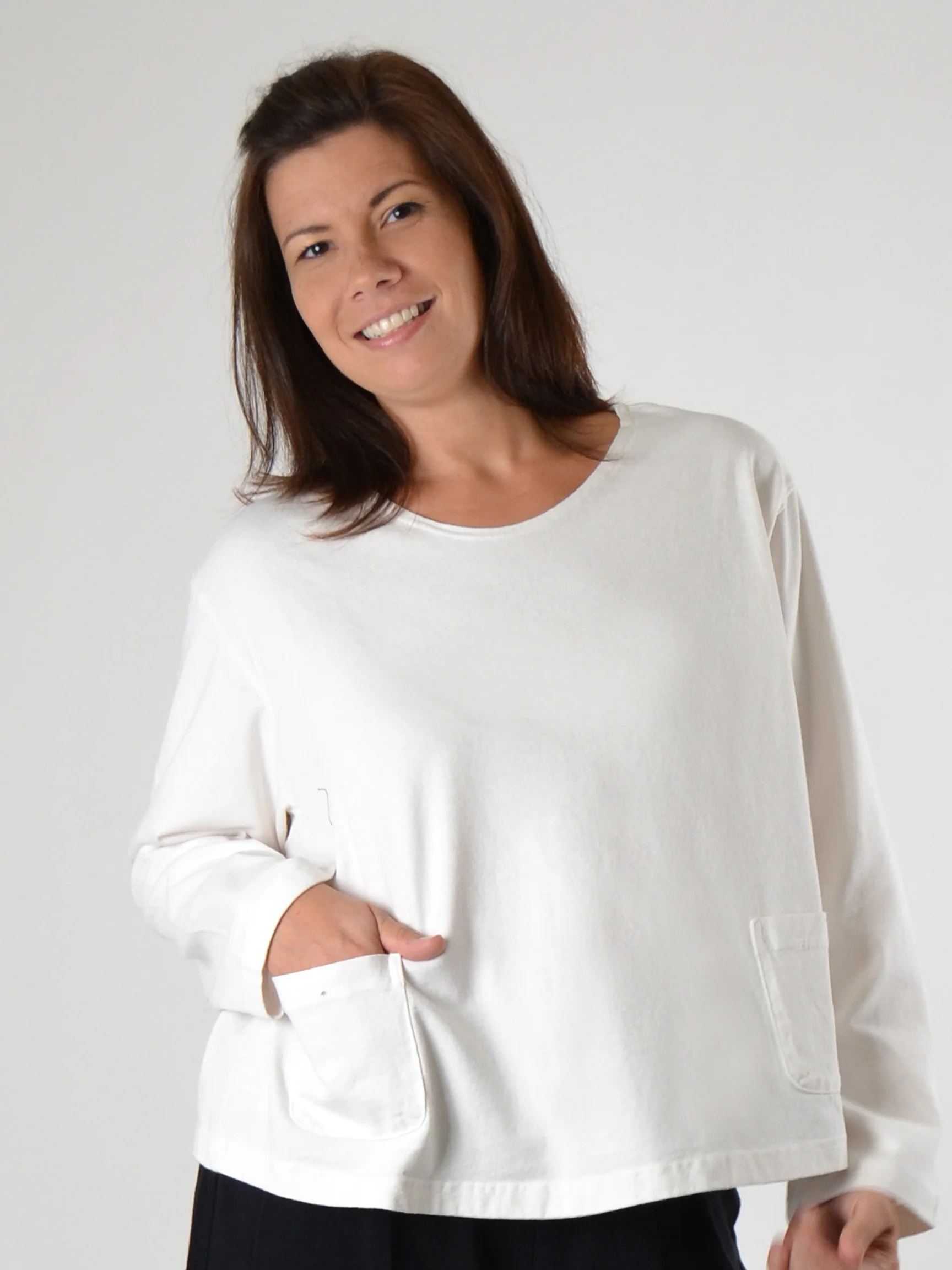 Boxy Shirt with Pockets in White