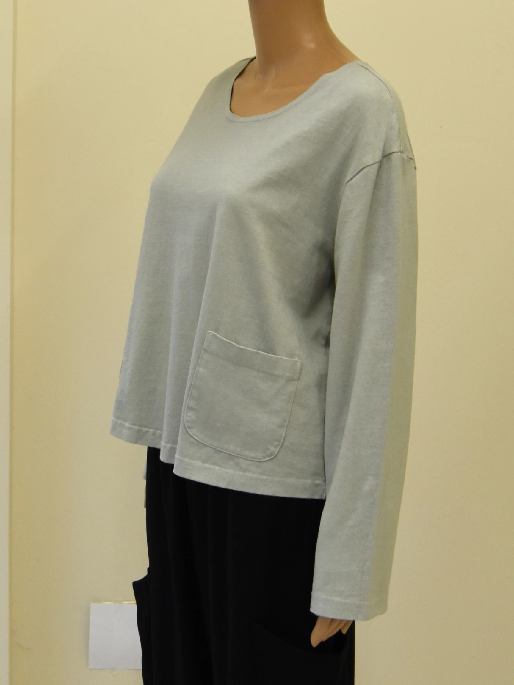 Boxy Shirt with Pockets in Orlaya
