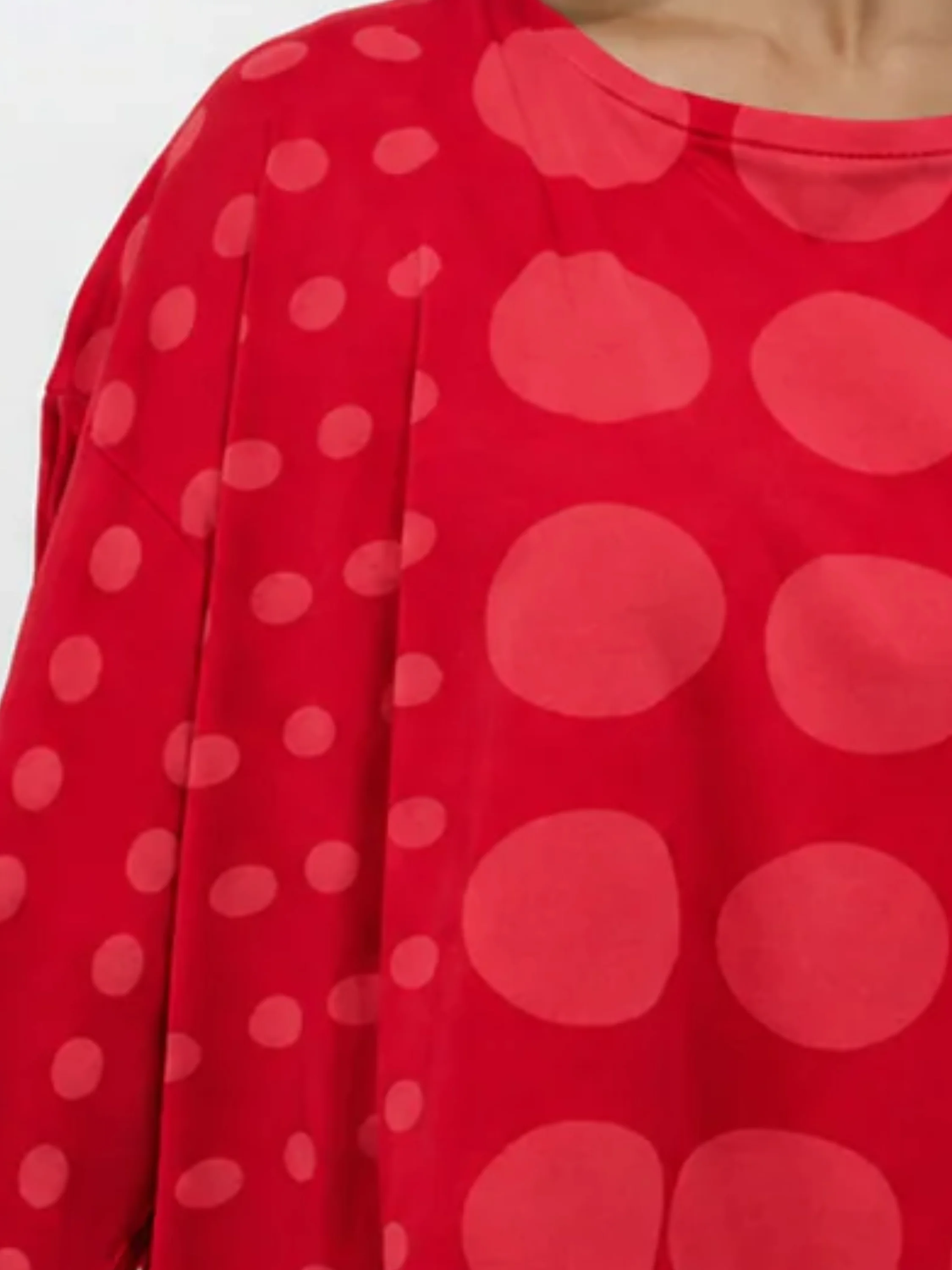 Boxy Tee with Circles in Chili