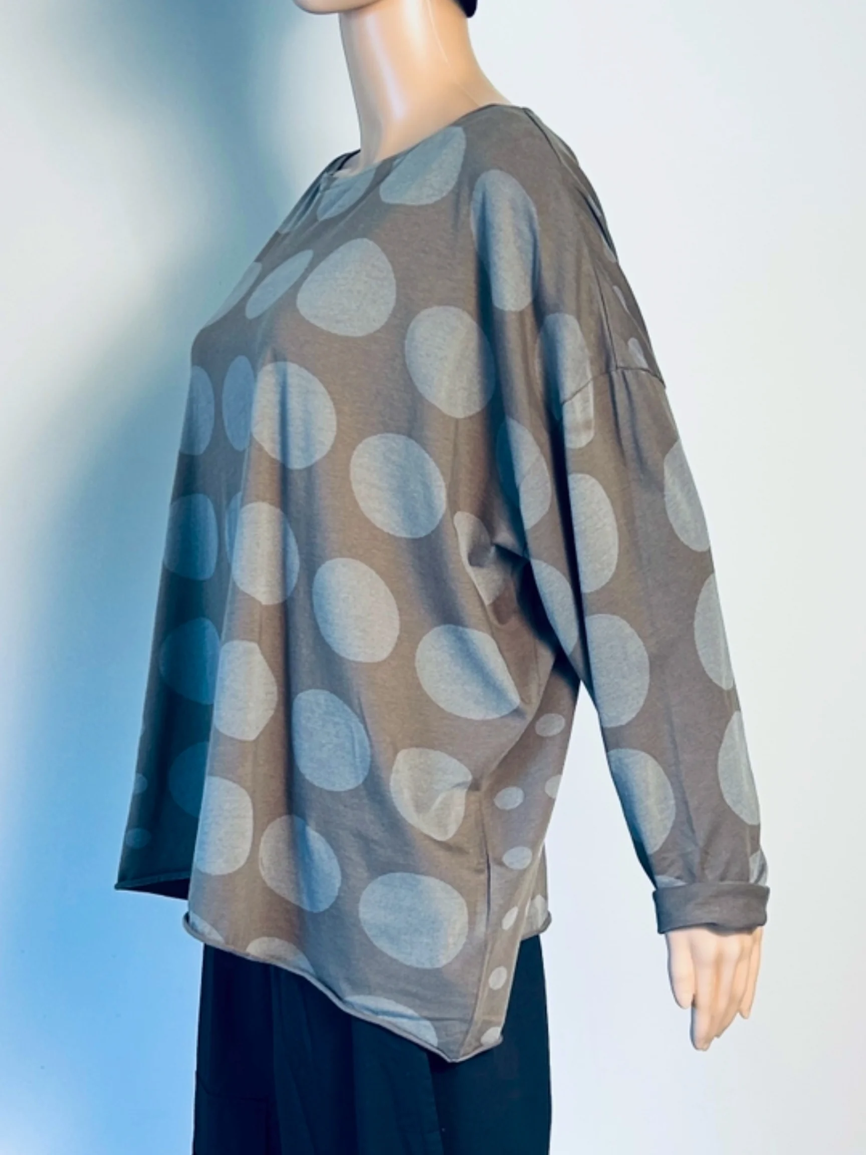 Boxy Tee with Circles in Loden