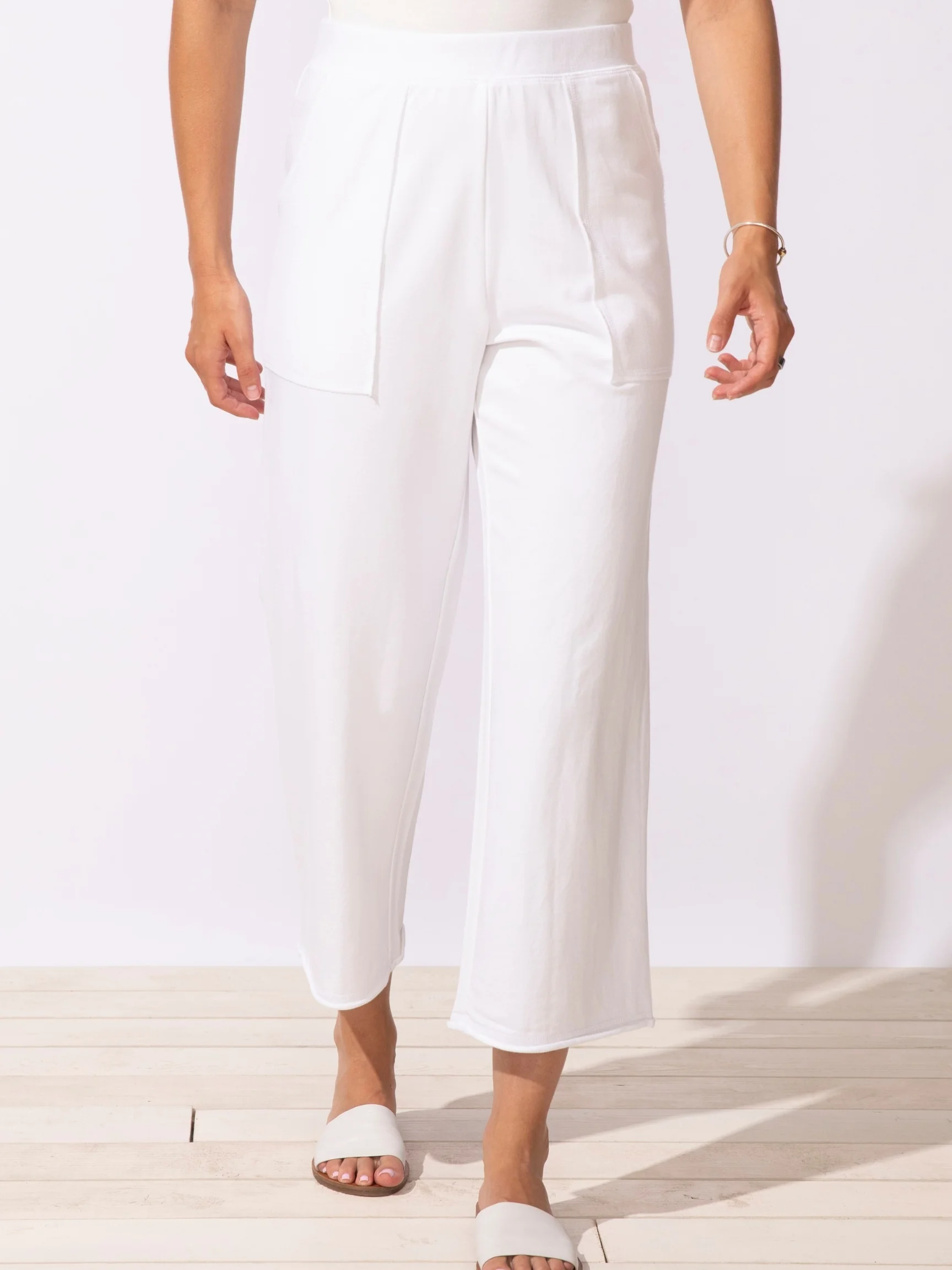 Breezy Flood in White